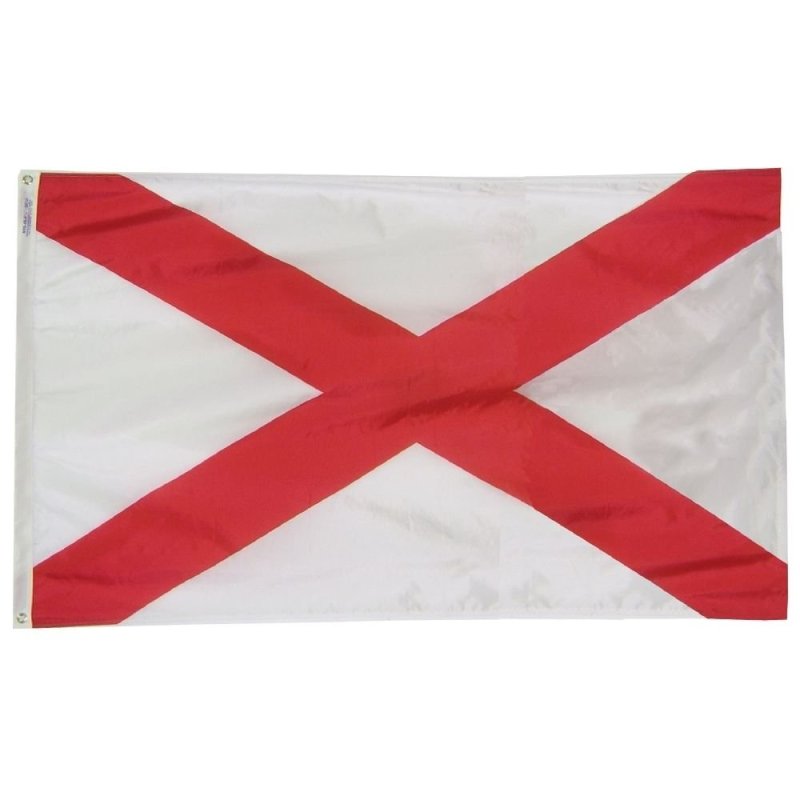 Флаг красный крест на белом фоне