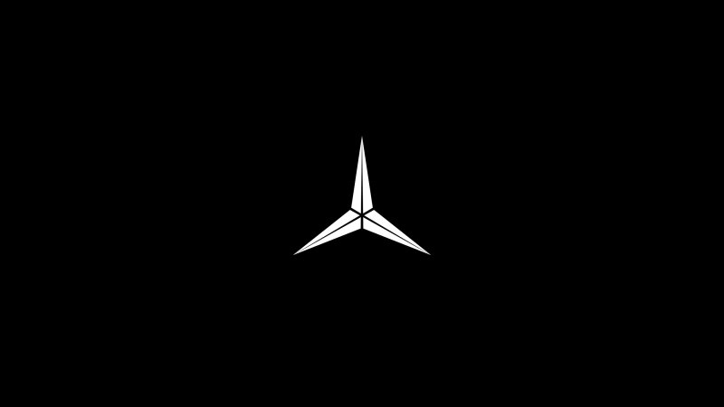 Логотип mercedes на черном фоне